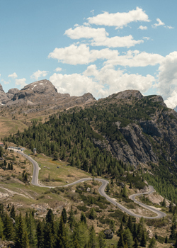 dolomites.com.jpg